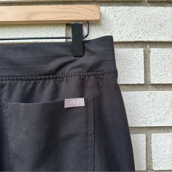 FIGS Zamora Jogger Scrub Pants Black M 6 Pockets Yoga Waistband Slim Fit - Picture 7 of 13
